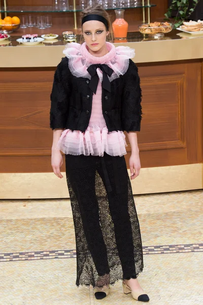 Look 83